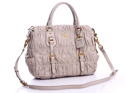 2012 1:1 Replica Prada Handbags