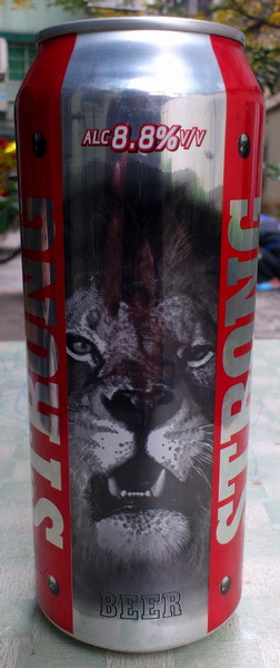 Sri Lanka 2012 Lion strong beer can 500ml
