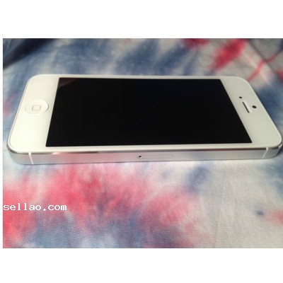 Apple iPhone 5 - 16GB for White & Silver