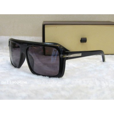 New Louis Vuitton POSSESSION CARRE Sunglasses Z0275E