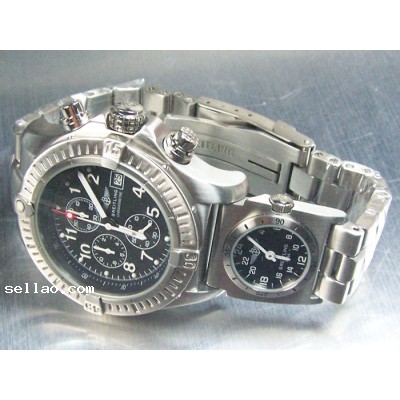 BREITLING Avenger UTC ch rONOGRAPH WITH Q1