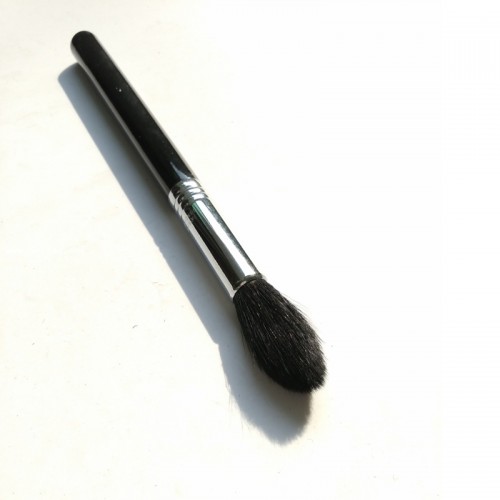 Sigma beauty makeup brush F35 tapered highlighter kabuki cosmetic brush