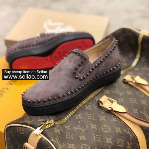 2019 new men  Gray suede leather Side nailed Boat shoes casual red bottom flat sneakers shoes
