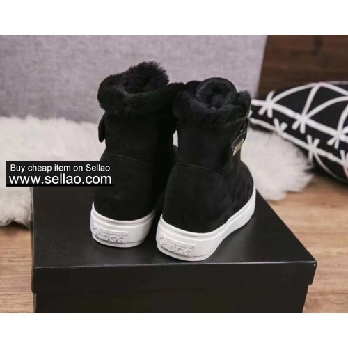 W218UGG latest explosion models short real boots