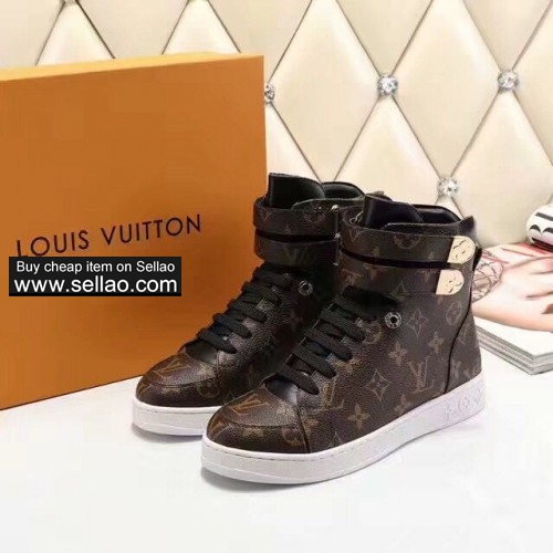 LV flat with high boots W120