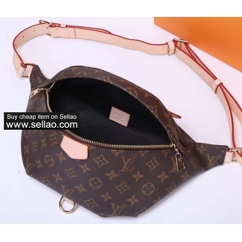 Louis Vuitton Leather men's Messenger bag casual handbag lv