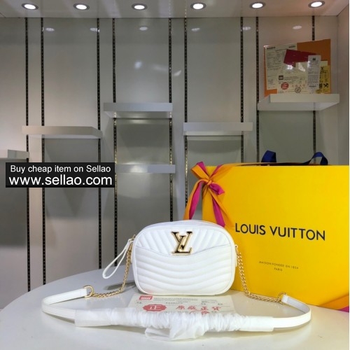 Louis Vuitton men's and women's Bodypack top quality model:M53682 size:21-5.5-14CM