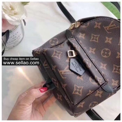 LV Fashion backpack classic style wild Messenger bag